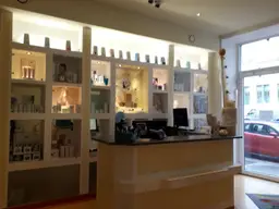 Kosmetik- Fusspflege- Nagelstudio, Massagestudio zu vermieten, BETRIEBSÜBERNAHME