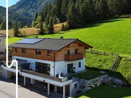DAS MARTINER | Neuwertige Doppelhaushälfte mit Garage &amp; Doppelcarport