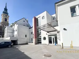 Barrierefreie Praxis mit Stellplatz