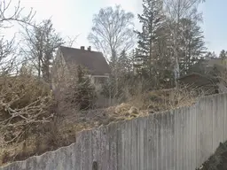 Sonniges Baugrundstück ohne Altbestand