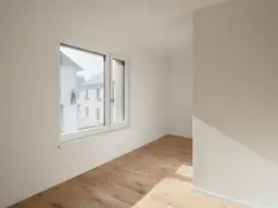 Grüne Ruhe trifft kühlen Komfort - Ihre Stadtvilla mit Ausblick