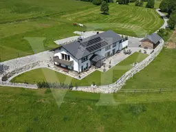 Modernes Landhaus in Alleinlage und herrlichem Ausblick