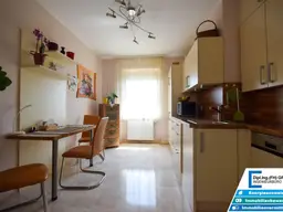 Sanierte 2-Zimmer-Wohnung in zentraler Lage nahe der Donaulände (Fernwärme)