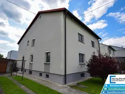 Gepflegte Doppelhaushälfte mit Keller &amp; Garage - Traun, zentrale Lage