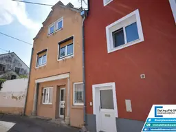 Großes Haus für kleinen Preis - Charmantes Stadthaus in Altheim: 8 Zimmer, teilsaniert, 2 Terrassen