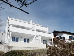 moderne &amp; komplett möblierte Doppelhaushälfte in attraktiver Lage