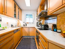 Charmante Gartenwohnung in Innsbruck: 2 Zimmer, Terrasse, Garage – Ihr neues Zuhause!