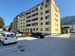 Neuwertige 3-Zimmer-Wohnung mit Loggia in Schwaz – Ihr neues Zuhause!