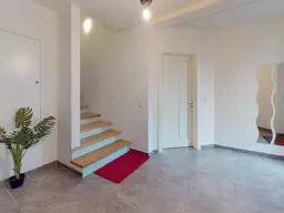 Moderne Doppelhaushälfte mit energiesparender Luftwärmepumpe in absoluter Ruhelage und direkt am Wald