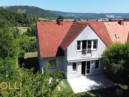 Idyllisches Doppelhaus in ruhiger Sackgasse – Wohnen mit Privatsphäre und Komfort
