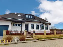 Liebevoll saniertes Einfamilienhaus mit 1.688 m² Grundstück &amp; großer Halle – ein echtes Unikat!