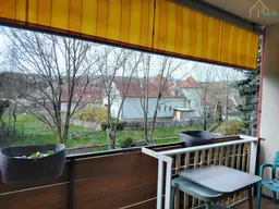 gepflegte Wohnung - 3 ZIMMER - LOGGIA - PKW-STELLPLATZ
