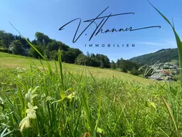Zwischen Wiesen, Wäldern und Bergen.