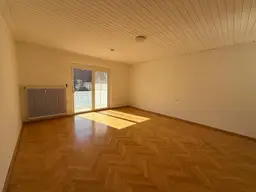 Helle 3-Zimmer Dachgeschosswohnung mit zwei Balkon beim Augarten