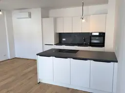 Exklusive 3 Zimmer DG Wohnung, Erstbezug, unbefristet mit Traumblick im Dritten zu MIETEN
