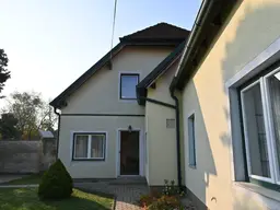 Naturnahes Wohnen: Einfamilienhaus in den Retzer Weinbergen mit Garten