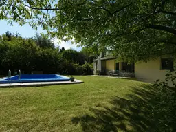Wohnidylle! Haus mit Traumgarten und Pool vor den Toren Wiens!