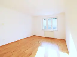 Grünblick! Gemeinschaftsgarten! U4-Nähe! Erstbezug nach Sanierung!