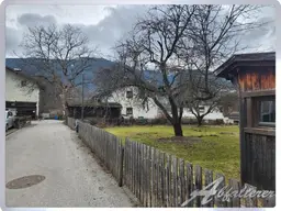 Charmantes Grundstück mit Altbestand im Herzen von Stuhlfelden