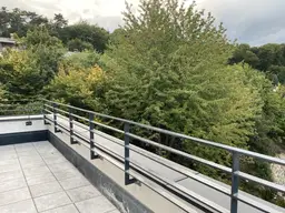 VON HIER HABEN SIE EINEN HERRLICHEN BLICK