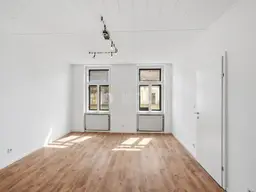 Zwei Häuser, ein Ensemble | Altbau mit Lift und Innenhöfen im Fünfzehnten
