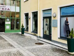 Geschäftslokal/Büro in Bestlage zu vermieten
