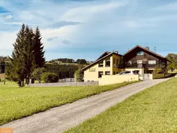 Idyllisches Landhaus mit atemberaubendem Panoramablick zwischen Altmünster und Traunkirchen