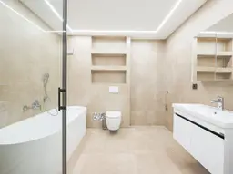 Exklusives Anlageobjekt: Neu renovierte 4-Zimmer-Wohnung - ​​​​​​​Verfügbar ab sofort – Ideal für Kapitalanleger und Investoren!