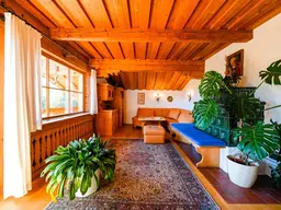 Traumhafte Dachgeschoßwohnung in Brixen im Thale – 4 Zimmer, Balkon &amp; Kachelofen!