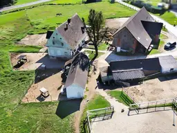 Hof mit Altbestand, Stallungen, Reitplatz und Ausbaureserve. - Charmante Lage nähe Voitsberg