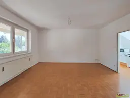 Gepflegte 1-Zimmer-Wohnung mit Balkon und Stellplatz in Graz-Liebenau