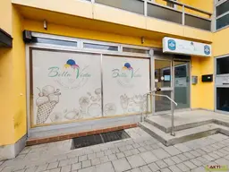 Geschäftslokal mit Schaufensterfront und Gastgarten-Möglichkeit im Zentrum von Zeltweg