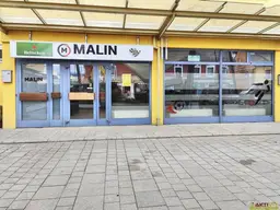 Geschäftslokal mit großer Glasfront im Zentrum von Zeltweg. - Vielseitige Möglichkeiten zur Nutzung.