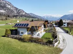 Tiroler Landhaus mit Einliegerwohnung in St. Johann i. Tirol