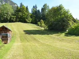 Sonniges Baugrundstück