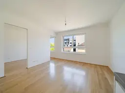 Perfekter Grundriss, starke Lage - 2 Zimmer bei U1 Kagraner Platz
