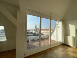 DG - Wohnung mit Terrasse Nähe Votivkirche