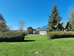 DEIN ZUHAUSE - Ein-/Zweifamilienhaus mit extra großem Grundstück in zentraler Lage in Vorchdorf