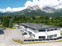 Moderne Geschäftsflächen in Toplage von Saalfelden