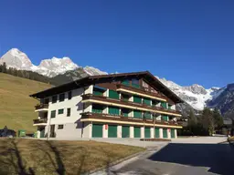 3 - Zimmer - Wohnung in gesuchter Sonnen- und Aussichtslage sowie unmittelbarer Liftnähe