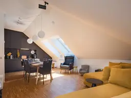 Traumhaft schöne Dachgeschoßwohnung in bester Innenstadtlage: 3 Zimmer, 89m², Klimaanlage...!