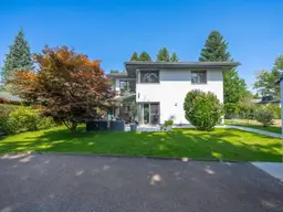 Luxuriöse Familienvilla mit Weinkeller, Fitness &amp; Atrium in ruhiger Toplage