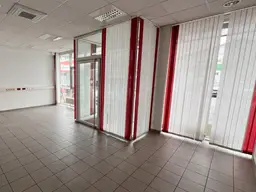 Multifunktionale Geschäftsräume/ Büroflächen in zentraler Lage