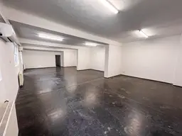 Universelle Liegenschaft mit der Möglichkeit der Bebauung, Baugenehmigung vorhanden, hervorragende Infrastruktur / Lend Graz