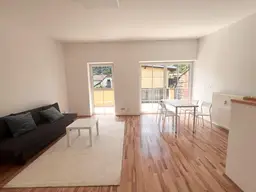 Stilvolle 3-Zimmer-Maisonette-Wohnung mit Terrassen und Autoabstellplatz in ruhiger Grünlage / Gösting Graz