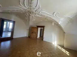 Historisches Anwesen Regenharthaus direkt am Hauptplatz von Perchtoldsdorf zu verkaufen.