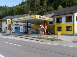 ENI Tankstelle | Trafik &amp; Shop | Wohnhaus mit 2 Einheiten | Werkstatt &amp; Carport | Gaming, NÖ