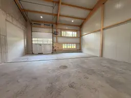 Moderne Halle in St. Pölten I 284,23 m² I Erstbezug I vielseitig nutzbar I eigene Stellplätze