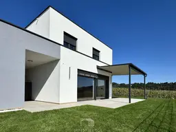 NAHE HAUSMANNSTÄTTEN: Modernes Einfamilienhaus mit SMART-HOME-Ausstattung und Südterrasse