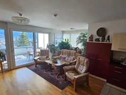 Stilvolle 3 Zimmer Wohnung mit besonderem Ausblick in Innsbruck/Arzl zu verkaufen!